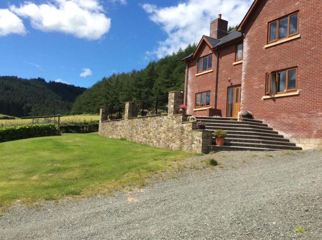Bed and Breakfast Laurel Bank Abbey-Cwmhir Экстерьер фото